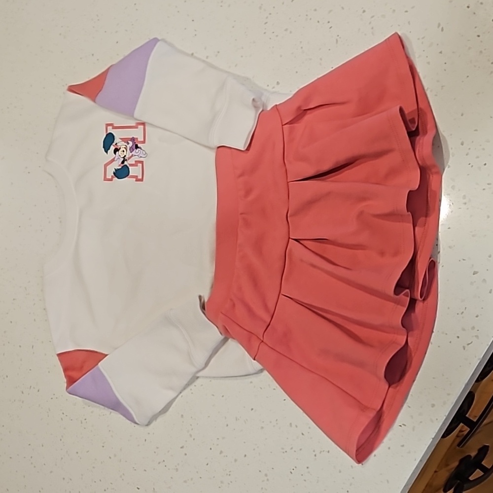 Like new 3t Minnie outfit
